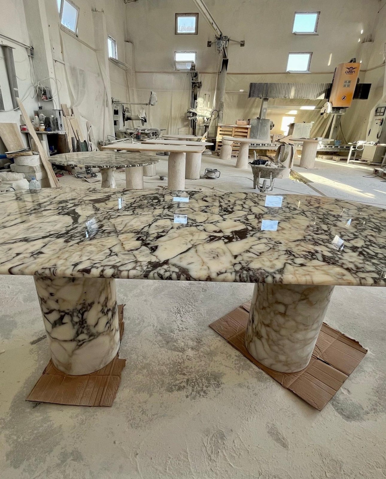 Violet Oval Dining Table